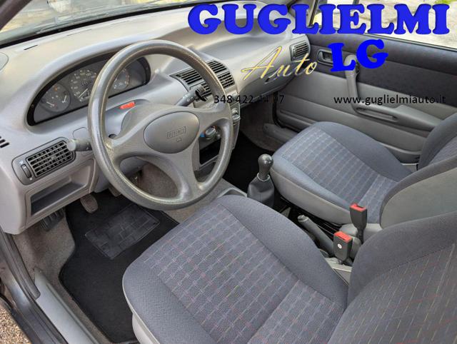 FIAT Punto usata 11