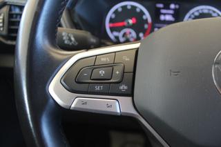 VOLKSWAGEN T-Cross usata 18