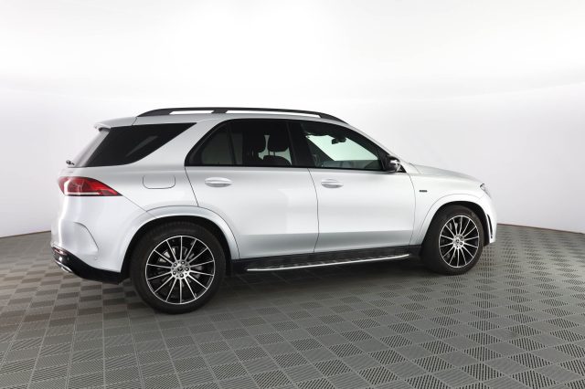 MERCEDES-BENZ CLA usata 2