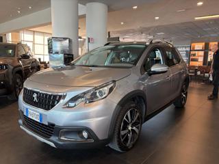 PEUGEOT 2008 usata, con Airbag
