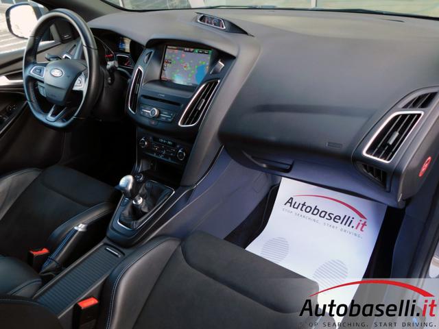 FORD Focus usata, con Volante in pelle