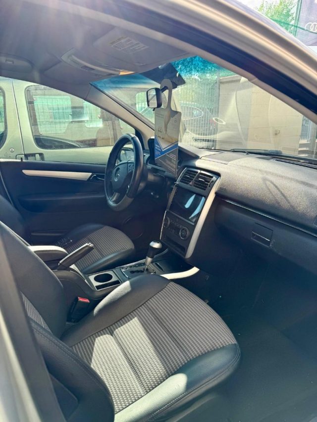 MERCEDES-BENZ B 180 usata, con Cerchi in lega