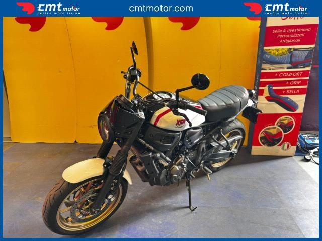 YAMAHA XSR 700 usata 2
