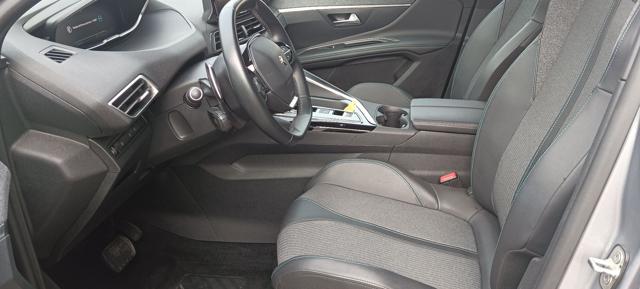 PEUGEOT 3008 usata, con Vetri oscurati