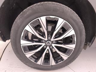 VOLVO XC60 usata, con Sensori di parcheggio anteriori