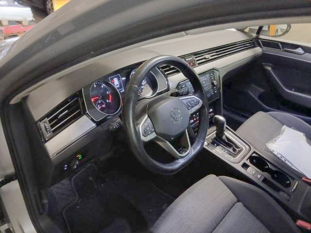 VOLKSWAGEN Passat Variant usata, con Alzacristalli elettrici