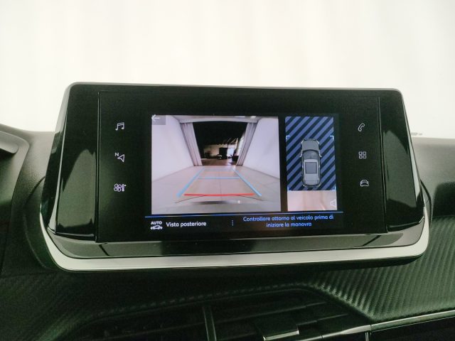 PEUGEOT 2008 usata, con Volante in pelle