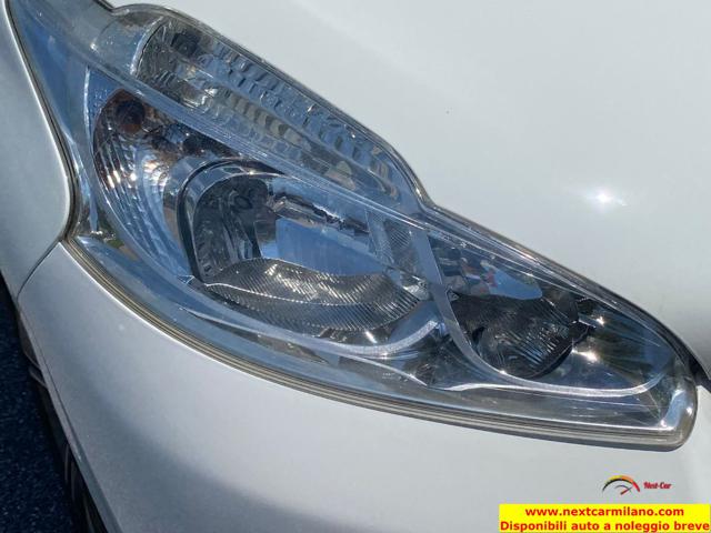 PEUGEOT 208 usata 24