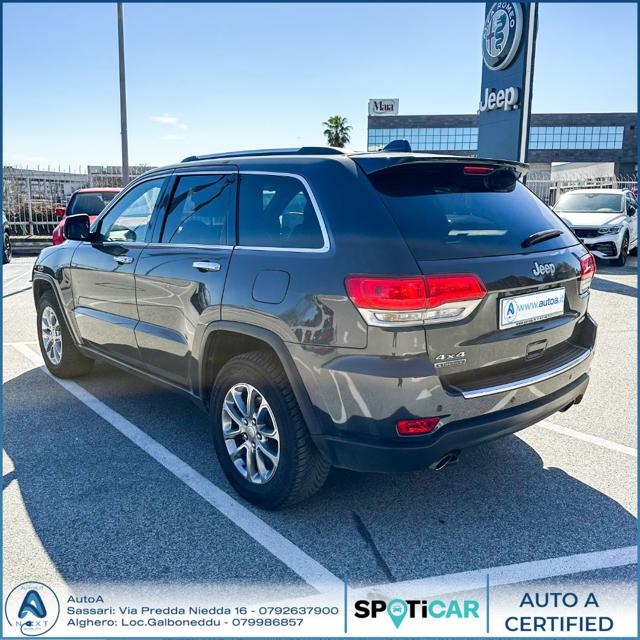 JEEP Grand Cherokee usata, con Autoradio