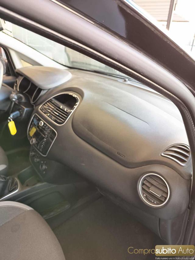 FIAT Punto Evo usata 18
