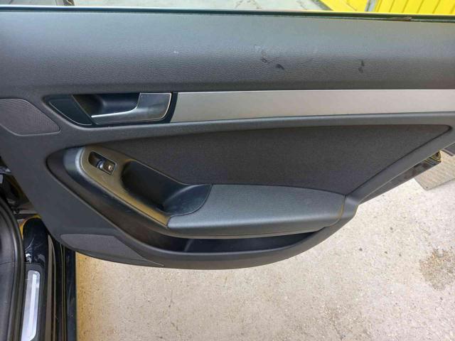 AUDI A4 usata, con Pneumatici estivi