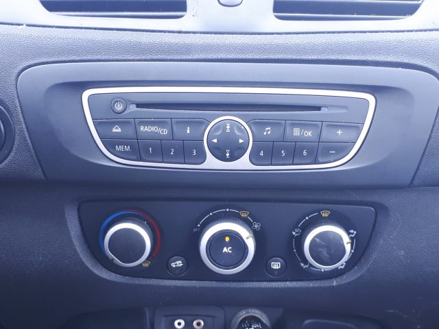 RENAULT Scenic usata, con Chiusura centralizzata
