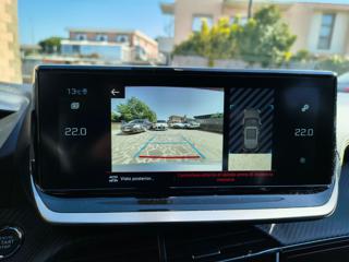 PEUGEOT 2008 usata, con Sistema di navigazione