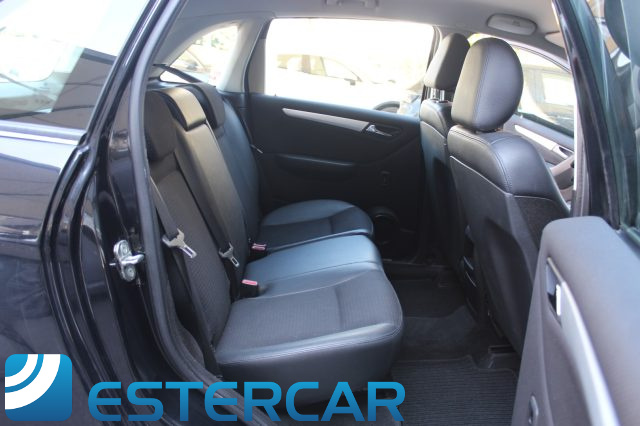 MERCEDES-BENZ B 180 usata, con Volante in pelle