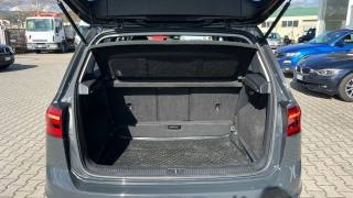 VOLKSWAGEN Golf Sportsvan usata, con Specchietti laterali elettrici
