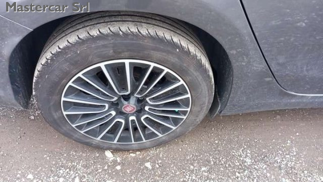 FIAT Tipo usata, con Sedile posteriore sdoppiato