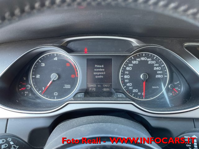 AUDI A4 usata, con Park Distance Control