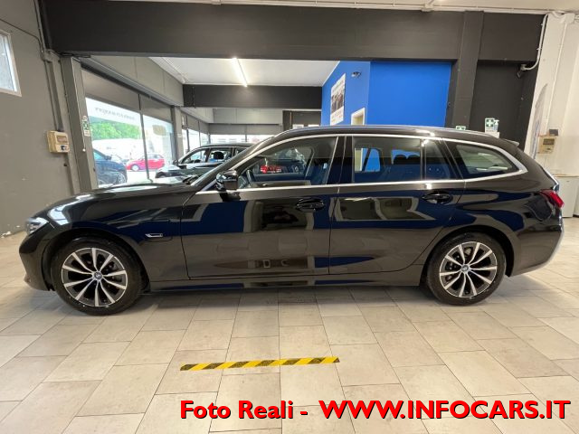 BMW 330 usata, con Controllo automatico clima