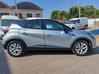 RENAULT Captur usata 4