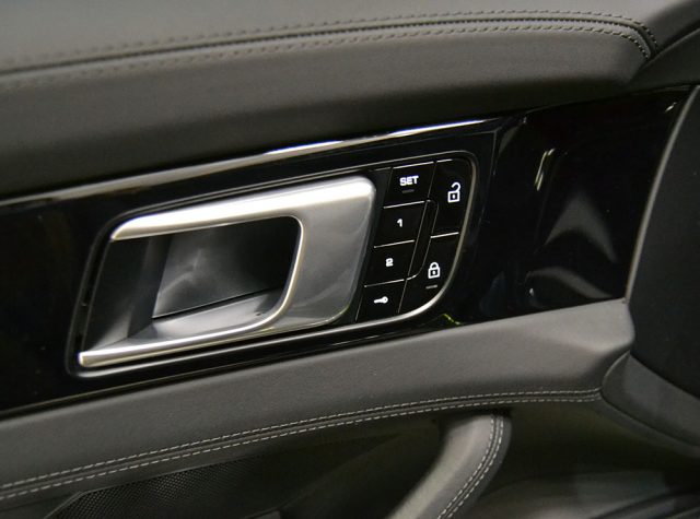 PORSCHE Panamera usata, con Antifurto