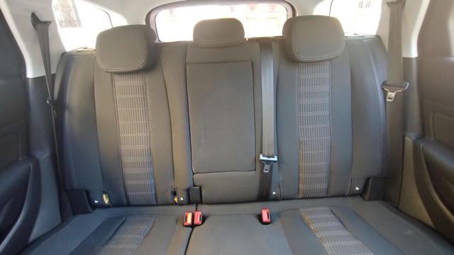 PEUGEOT 308 usata, con Isofix