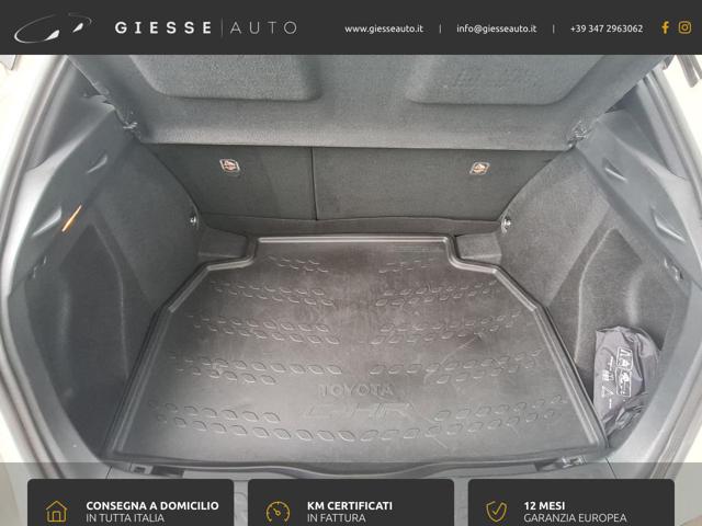 TOYOTA C-HR usata, con Sedile posteriore sdoppiato