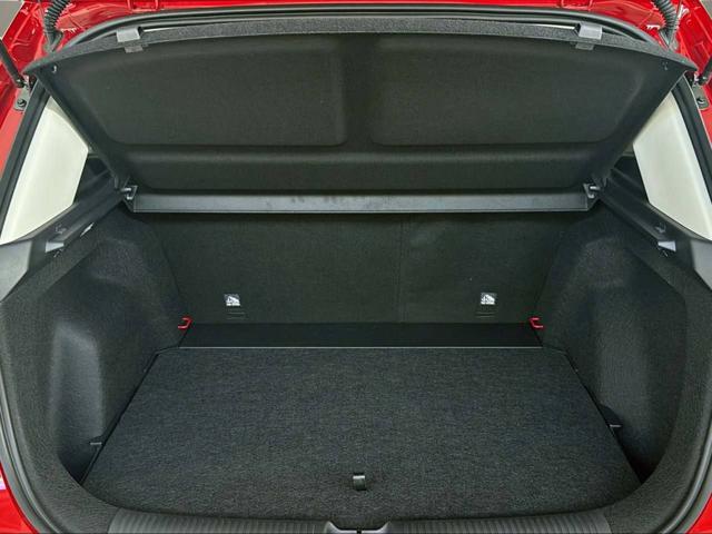 MG ZS usata, con Autoradio