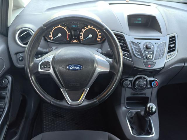 FORD Fiesta usata, con ESP
