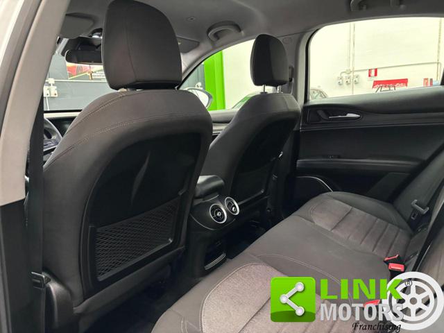 ALFA ROMEO Stelvio usata, con Volante in pelle