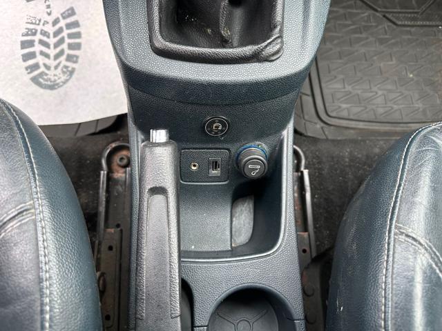 FORD Fiesta usata, con Volante in pelle