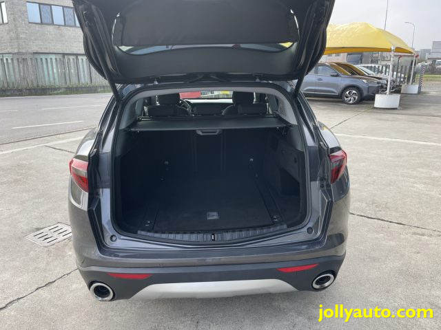 ALFA ROMEO Stelvio usata, con Cerchi in lega