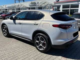ALFA ROMEO Stelvio usata, con Alzacristalli elettrici