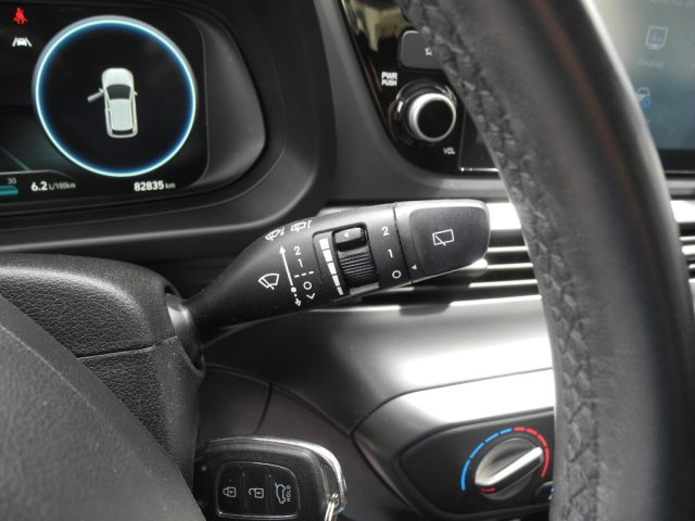 HYUNDAI i20 usata, con Riconoscimento dei segnali stradali