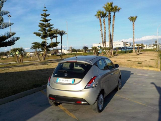LANCIA Ypsilon usata 26
