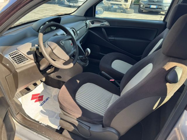 LANCIA Ypsilon usata, con Immobilizzatore elettronico