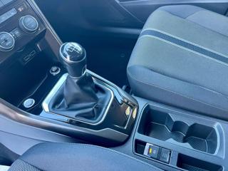 VOLKSWAGEN T-Roc usata, con Sedile posteriore sdoppiato