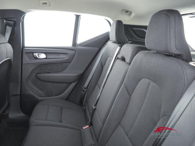 VOLVO XC40 usata 8