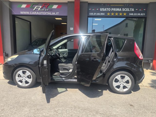 RENAULT Scenic usata, con Lettore CD
