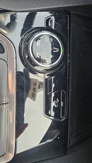 PEUGEOT 3008 usata, con Cruise Control