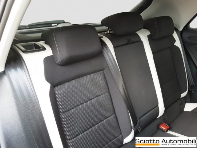 VOLKSWAGEN T-Roc usata, con Sensori di parcheggio posteriori