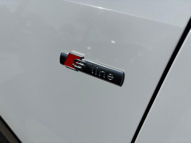 AUDI Q3 usata, con Lettore CD