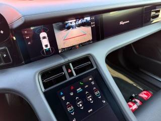 PORSCHE Taycan usata, con Vetri oscurati