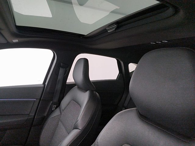 RENAULT Captur usata, con Sedile posteriore sdoppiato