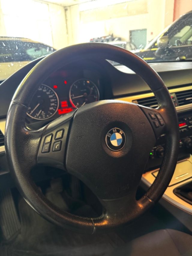 BMW 320 usata, con Cerchi in lega