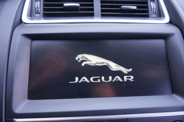 JAGUAR E-Pace usata 30