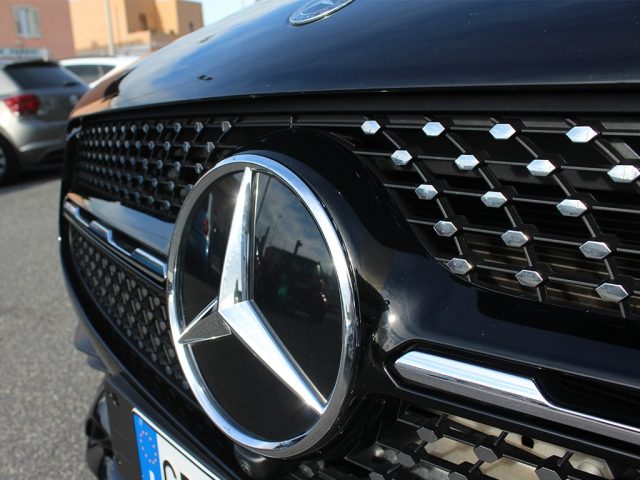 MERCEDES-BENZ GLC 220 usata, con Chiusura centralizzata