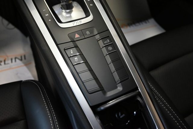 PORSCHE Cayman usata 41