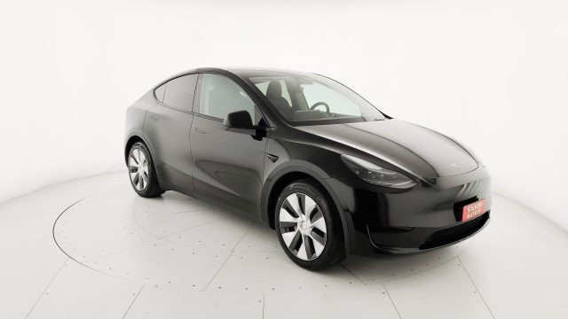 TESLA Model Y usata, con Portellone posteriore elettrico