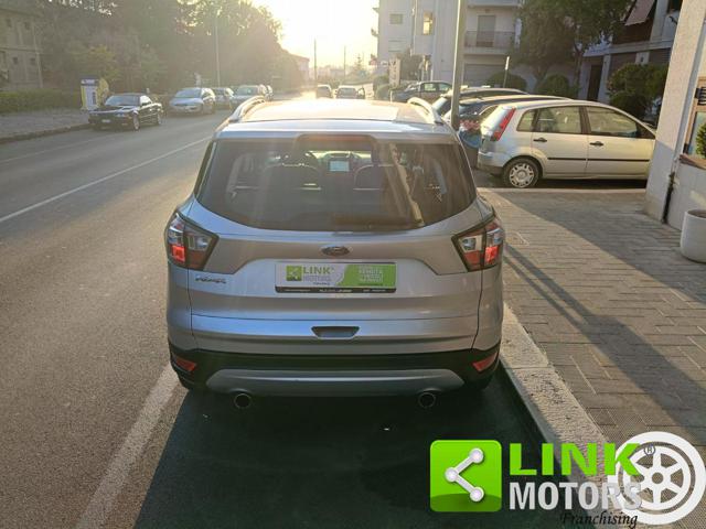 FORD Kuga usata, con Leve al volante