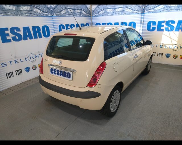 LANCIA Ypsilon usata, con Airbag laterali